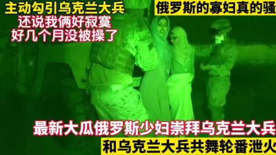 【这女的绝对可以约看下面简阶